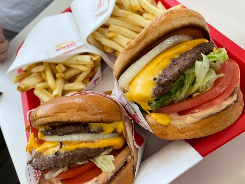 ハリウッドで食べるインアウトバーガー