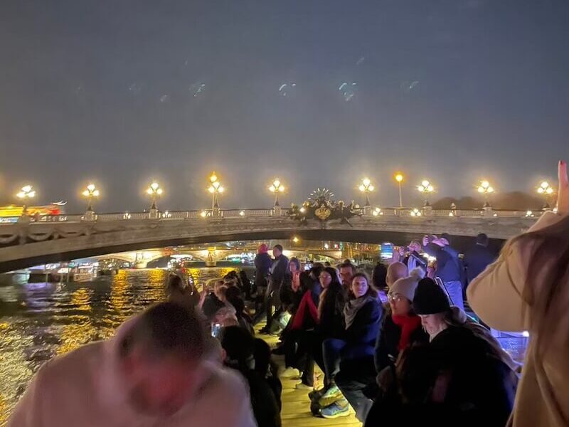 クルージング2階席の様子